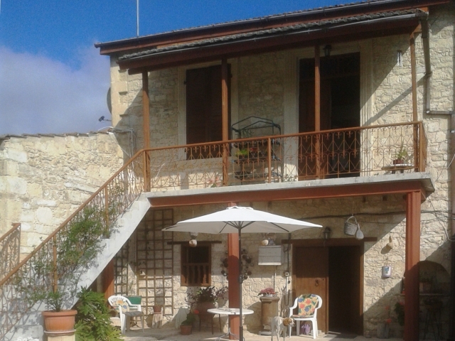 Traditional Stone Village House in Letymbou-Paphos